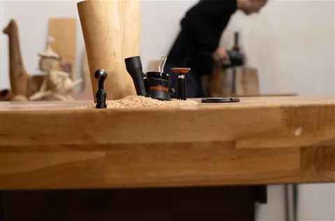 WOODWORKING / POWER CARVING