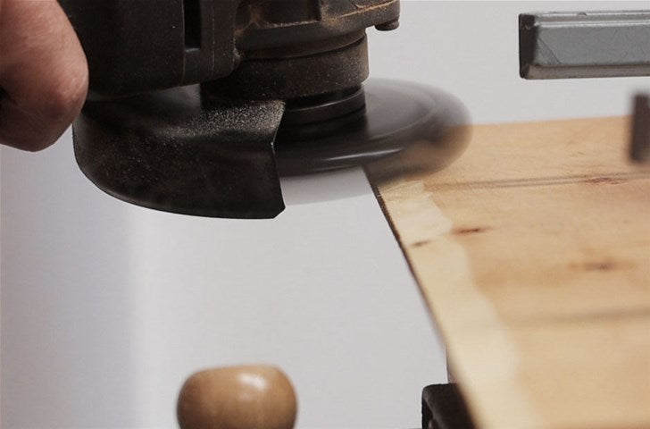 See exactly what you are carving, when you’re carving!